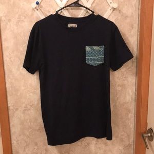 Men’s Beautiful Giant Garments navy tee size M